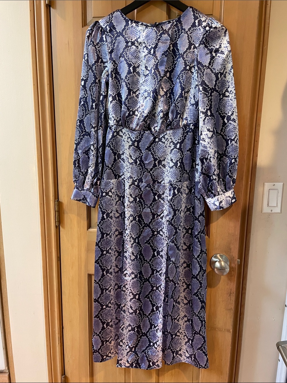 Topshop Lavender & Black Snake-Print Long Sleeve Midi Dress